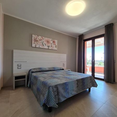 Hotel Il Risveglio Di Pula Domo Exterior foto
